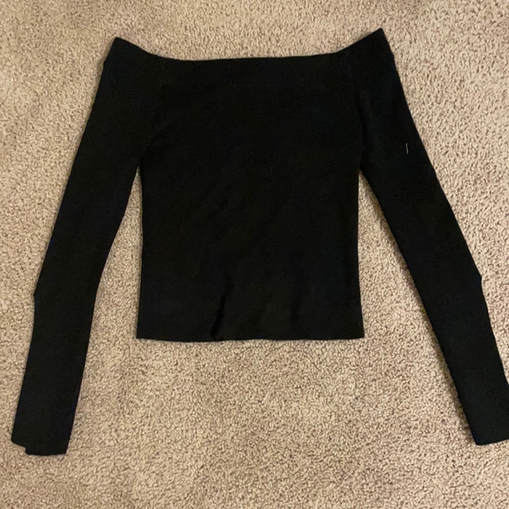Princess Polly Off the shoulder top- US 4